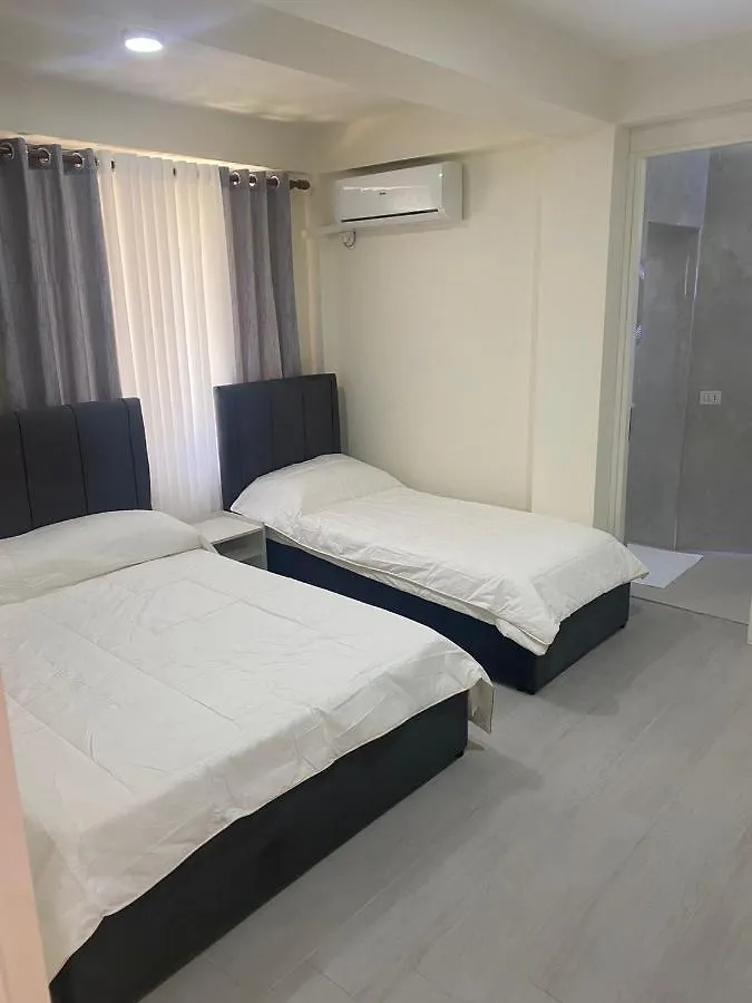 Hotel Vila 25 Golem Golem